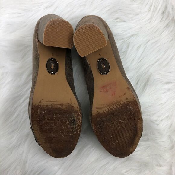 Fossil Metallic Leather Buckle Block Heeled Shoes - Picture 8 of 9